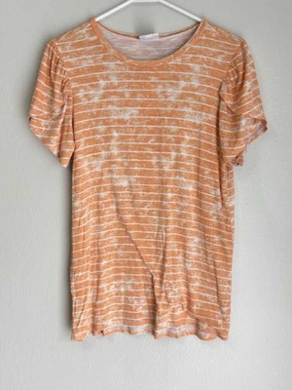 LuLaRoe Orange White Striped Short Sleeve Women's Regular T-Shirt XS